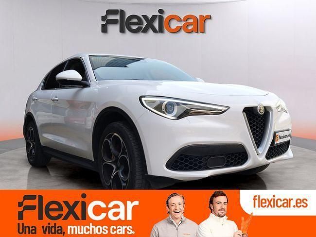 Blanco Usado 2017 Alfa Romeo Stelvio Executive SUV | 26.490 € (Precio justo) - Imagen 1/4