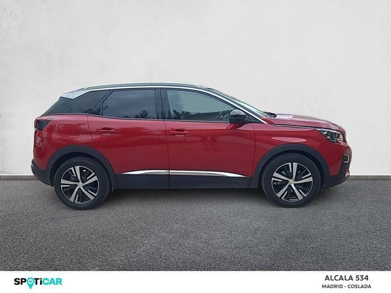 Usado Peugeot 3008 Allure 130 CV (95 kW) 2019 Rojo SUV