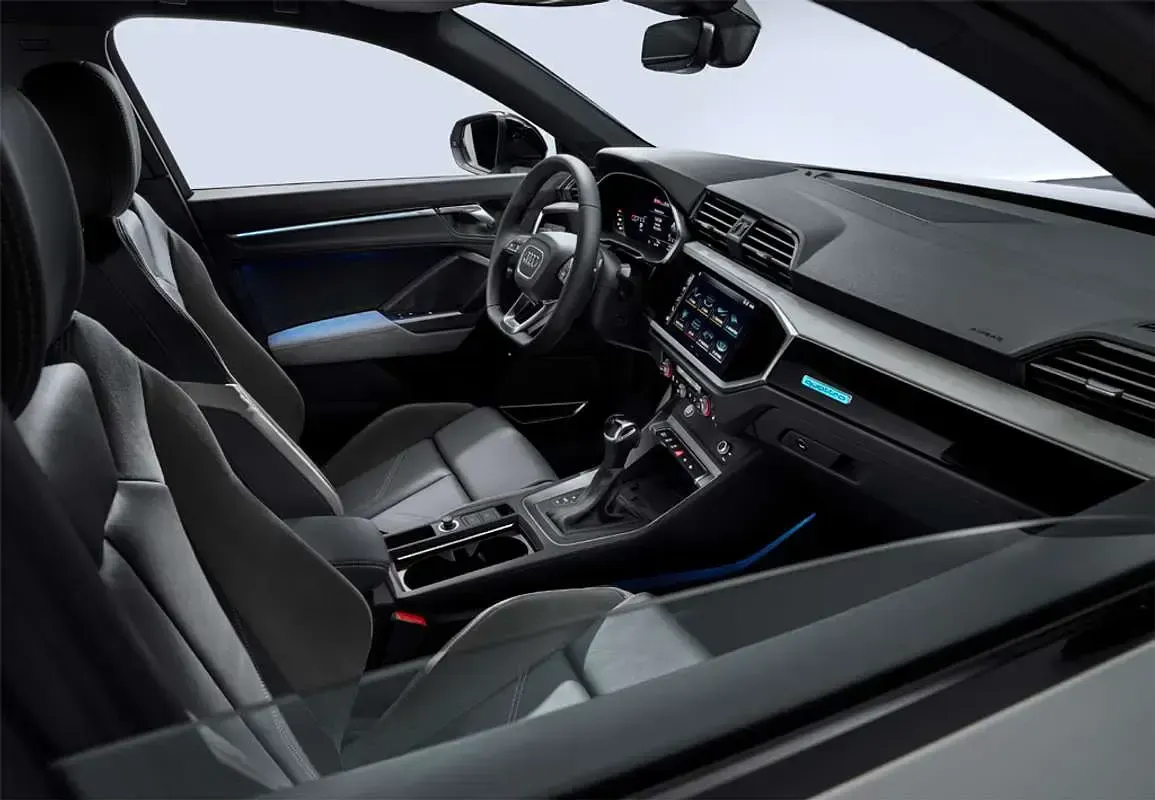 Usado Audi Q3 Sportback S-Line 150 CV (110 kW) 2022 Gris SUV