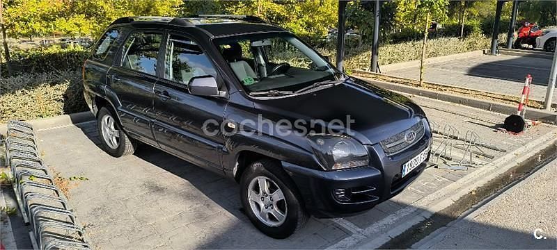 Gris / plata Usado 2007 Kia Sportage LX SUV | 4000 € (Caro) - Imagen 1/4