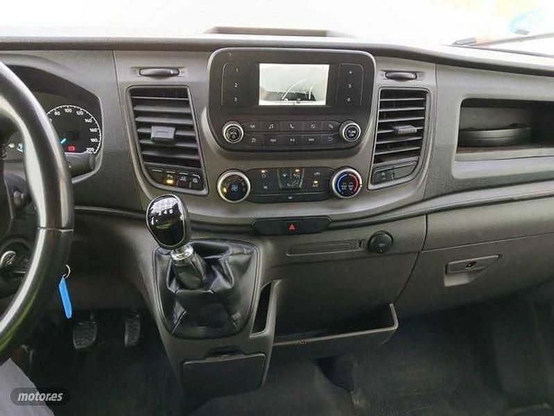 Käytetty Ford Transit Trend 130 HP (95 kW) 2022 Valkoinen Van