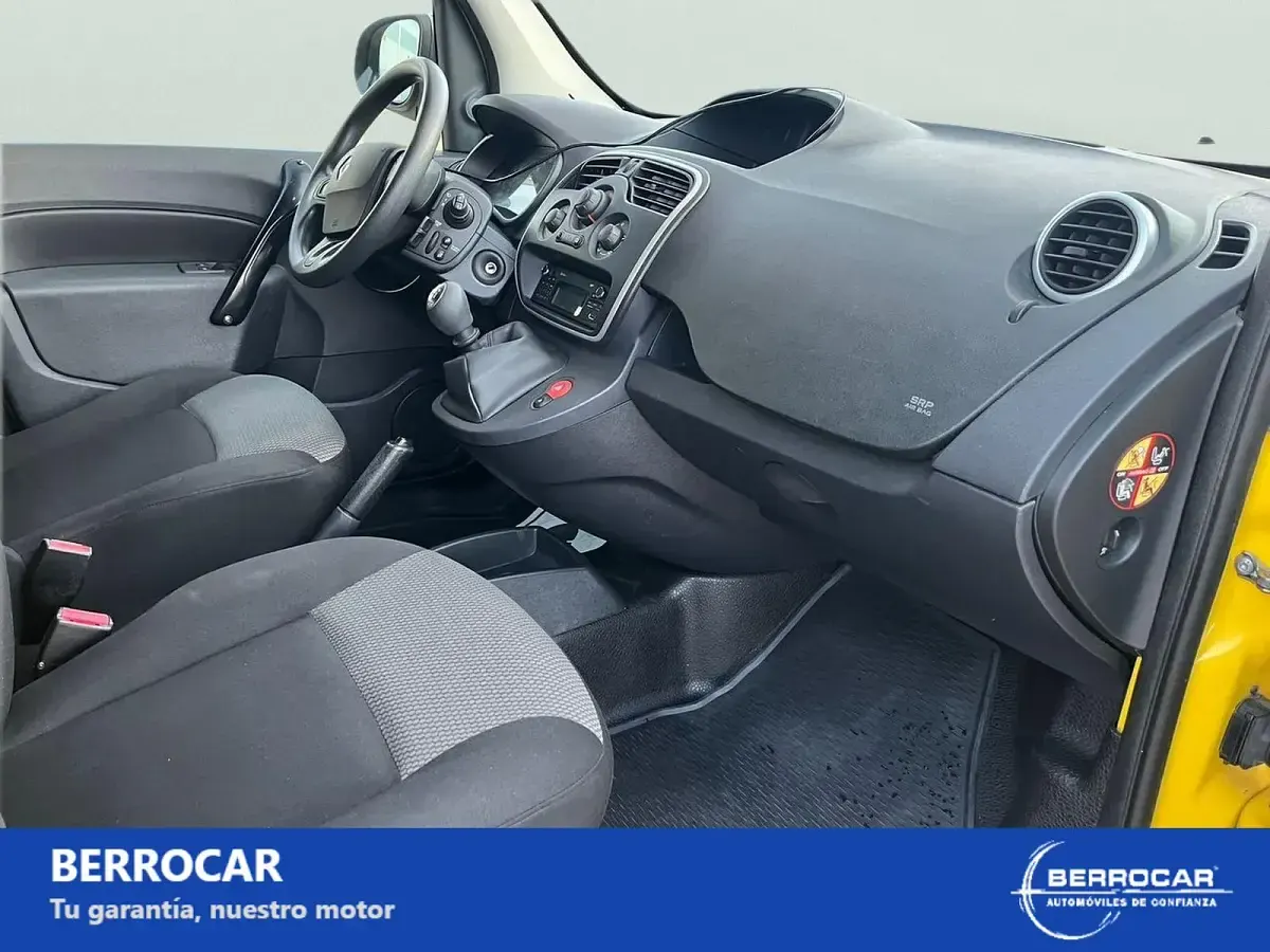 Usado Renault Kangoo 95 CV (69 kW) 2020 Amarillo Monovolumen