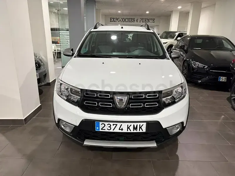 Usado Dacia Sandero Stepway 90 CV (66 kW) 2018 Blanco Berlina