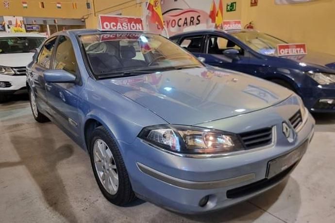 Azul Usado 2006 Renault Laguna II Dynamique Berlina | 3200 € (Precio justo) - Imagen 1/3