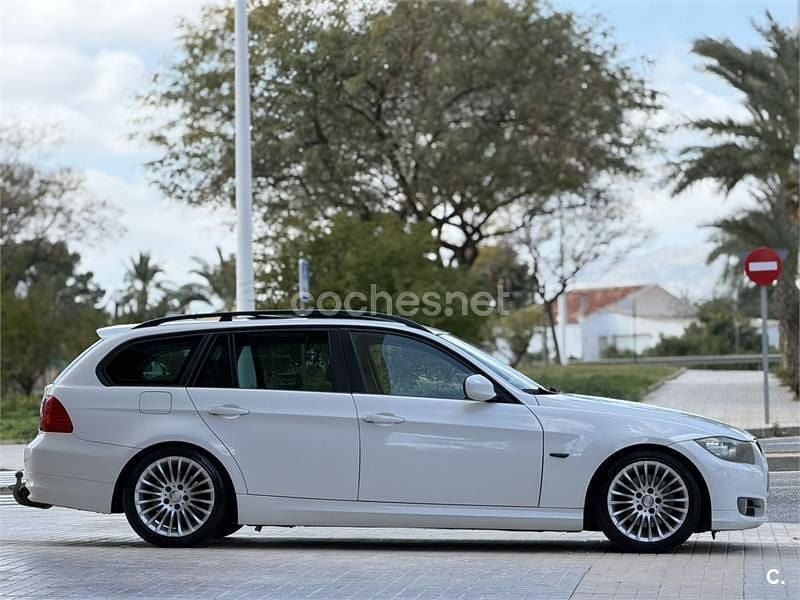 Usado BMW 318 143 CV (105 kW) 2009 Blanco Familiar