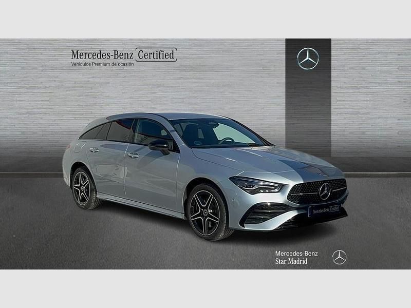 Usado Mercedes CLA250e Shooting Brake AMG line 218 CV (160 kW) 2025 Otro Familiar