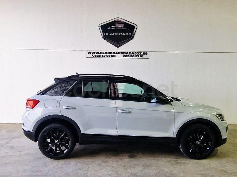 Usado VW T-Roc Sportline 150 CV (110 kW) 2021 Gris / plata SUV