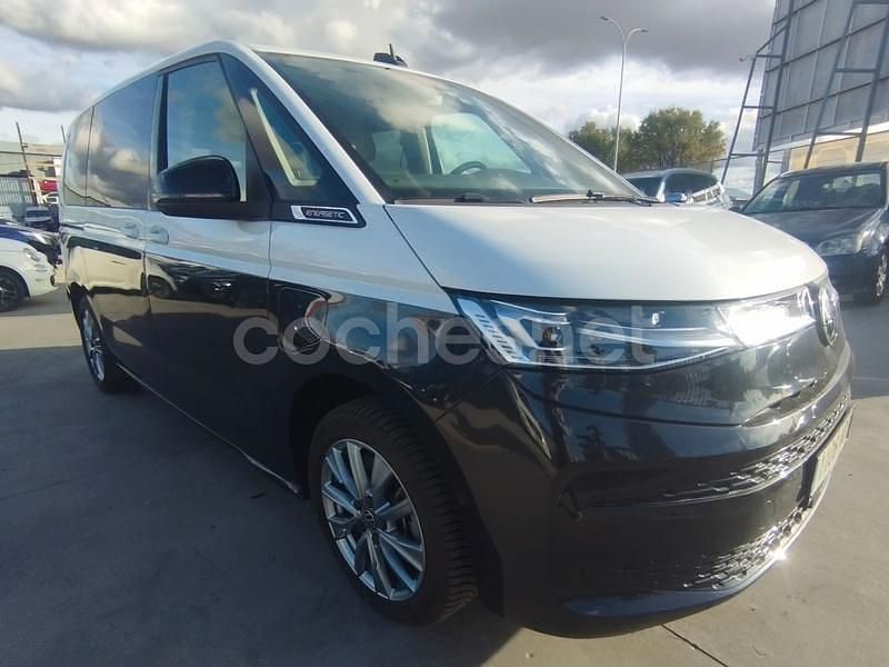 Azul Usado 2022 VW Multivan Van | 43.900 € (Precio justo) - Imagen 1/4