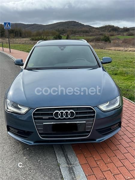 Usado Audi A4 S-Line 177 CV (130 kW) 2015 Azul Familiar