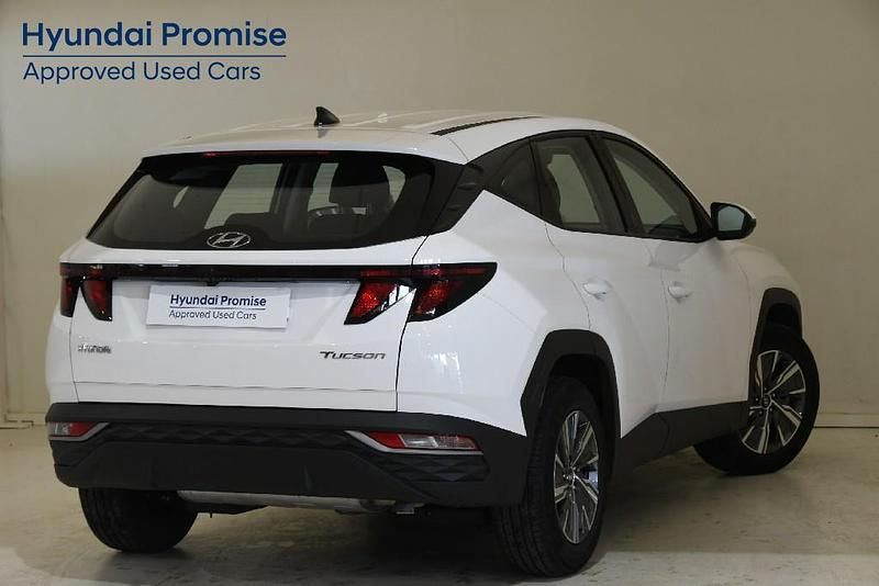 Usado Hyundai Tucson 150 CV (110 kW) 2024 Atlas white SUV