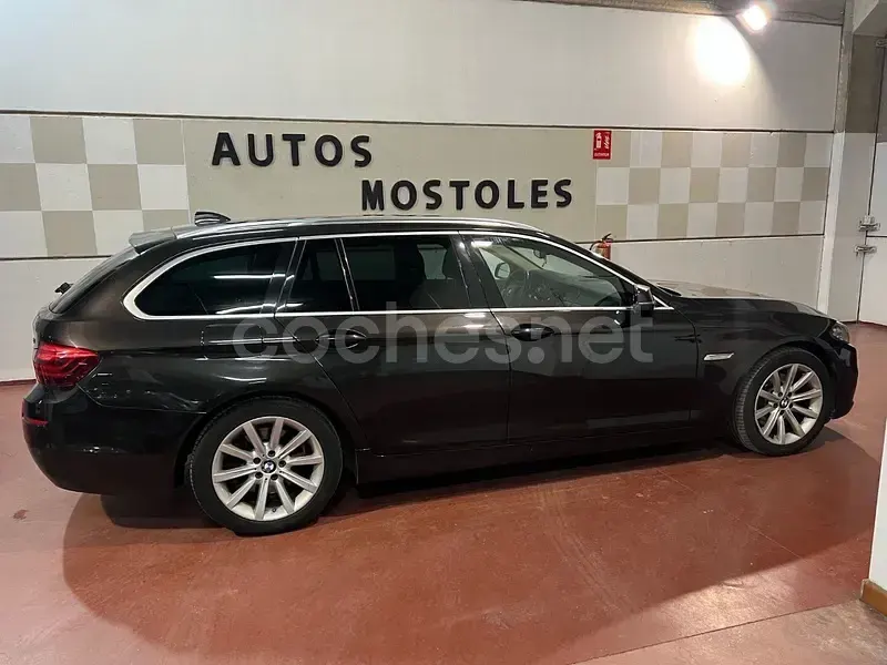 Usado BMW 520 190 CV (139 kW) 2014 Negro Familiar