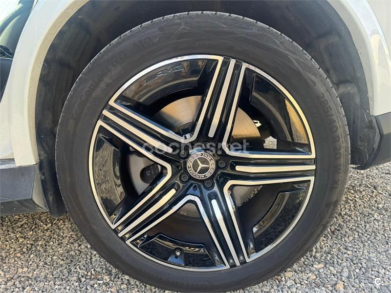 Usado Mercedes GLC300e 306 CV (225 kW) 2024 Blanco Coupe