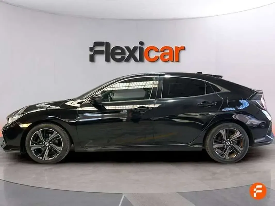Usado Honda Civic Comfort 126 CV (92 kW) 2019 Negro Utilitario