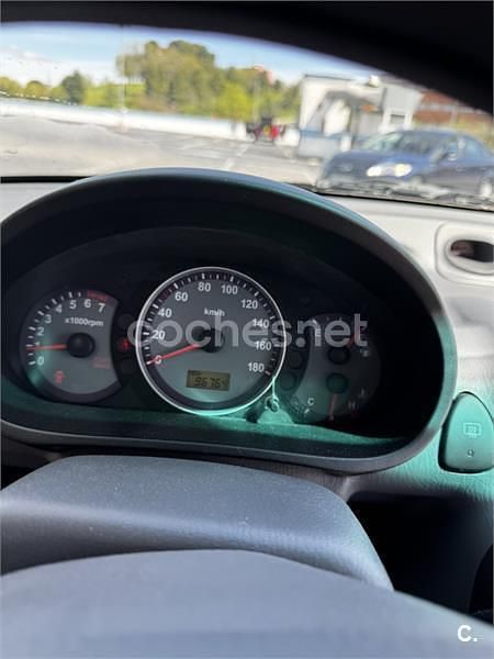 Usado Hyundai Atos GLS 63 CV (46 kW) 2008 Negro Utilitario