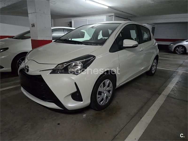 Blanco Usado 2017 Toyota Yaris Active Berlina | 15.000 € (Un poco caro) - Imagen 1/4