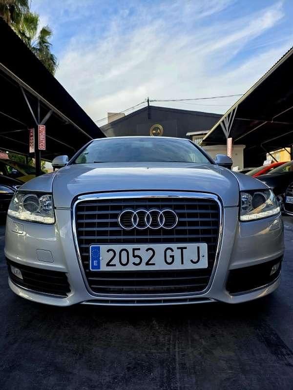 Usado Audi A6 170 CV (125 kW) 2010 Plateado Berlina