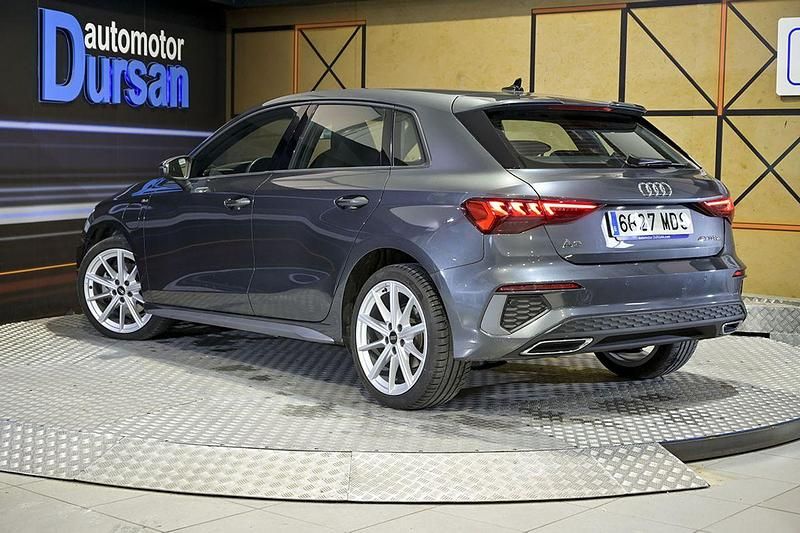 Usado Audi A3 e-tron S-Line 204 CV (150 kW) 2023 Gris Utilitario