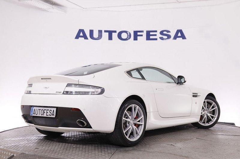 Usado Aston Martin V8 Vantage 426 CV (313 kW) 2017 Blanco Coupe