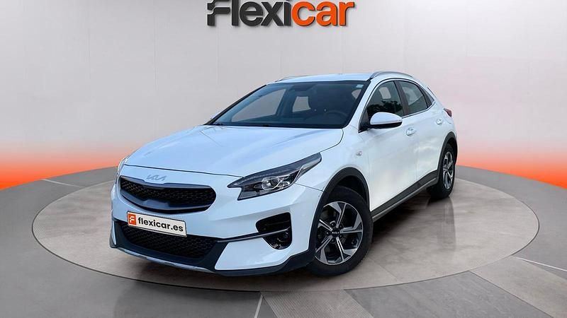 Usado Kia XCeed 120 CV (88 kW) 2019 Blanco SUV