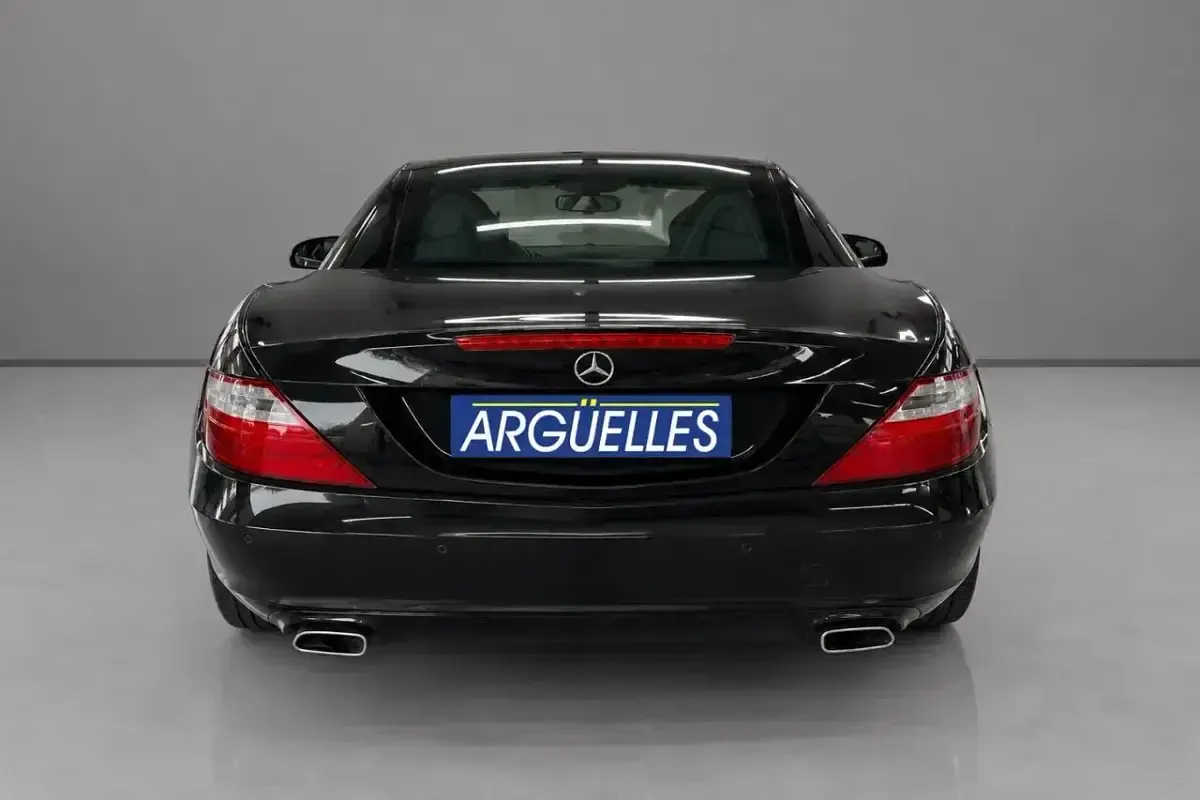 Usado Mercedes SLK250 204 CV (150 kW) 2013 Negro Descapotable