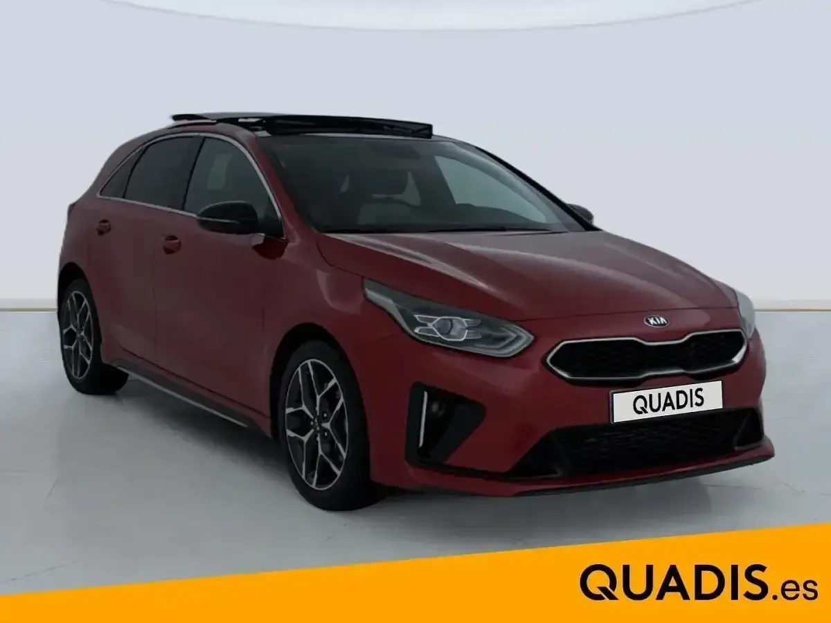 Usado Kia Ceed GT GT-Line 136 CV (100 kW) 2021 Rojo Berlina