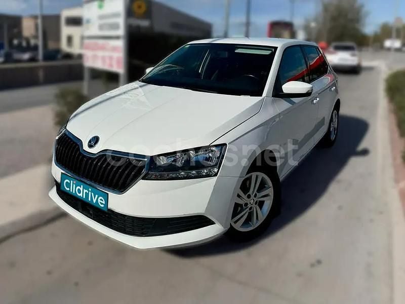 Usado Skoda Fabia Ambition 60 CV (44 kW) 2020 Blanco Berlina