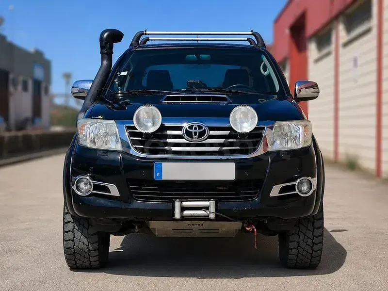 Usado Toyota HiLux 171 CV (125 kW) 2012 Negro Pickup/Camioneta