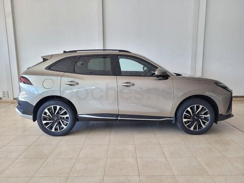 Nuevo EVO Evo 6 167 CV (122 kW) 2025 Gris / plata SUV