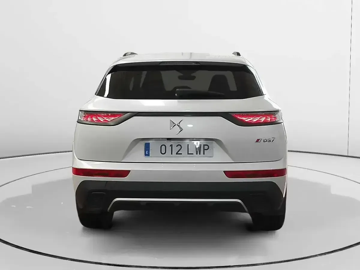 Usado DS Automobiles DS7 Crossback Performance 130 CV (95 kW) 2022 Blanco SUV