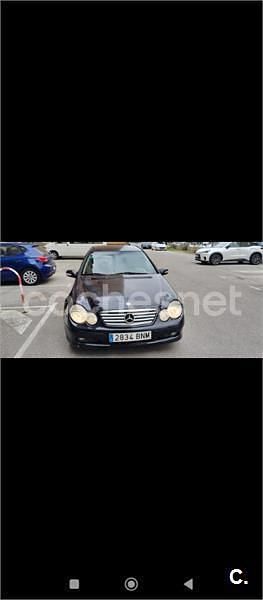 Usado Mercedes C180 129 CV (94 kW) 2001 Negro Berlina