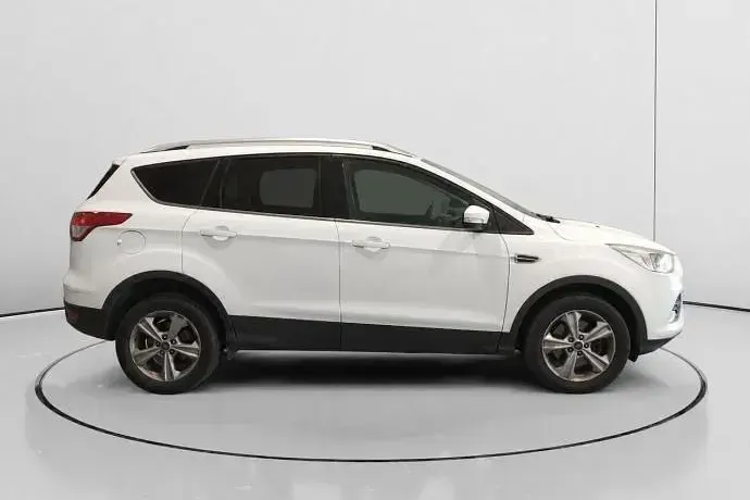 Usado Ford Kuga Trend 140 CV (102 kW) 2013 SUV