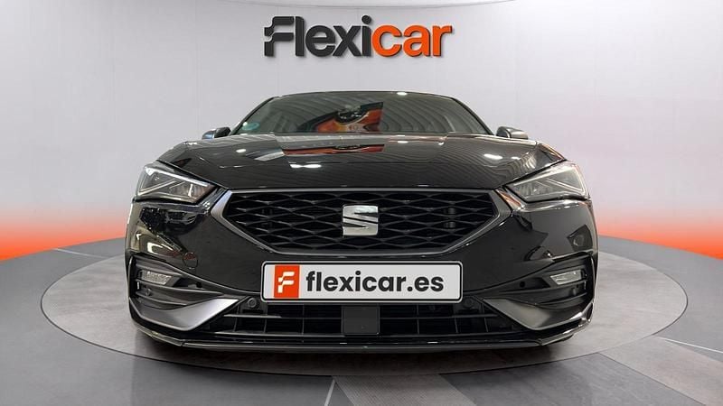 Usado Seat Leon FR 150 CV (110 kW) 2021 Azul Familiar