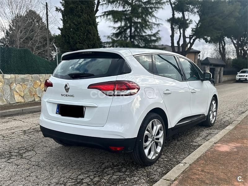 Usado Renault Scénic IV Zen 110 CV (80 kW) 2017 Blanco Monovolumen