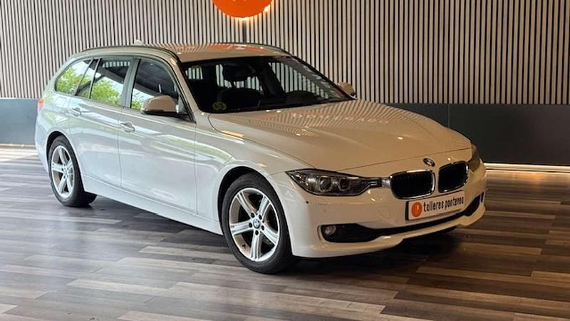 Usado BMW 318 143 CV (105 kW) 2013 Blanco Familiar