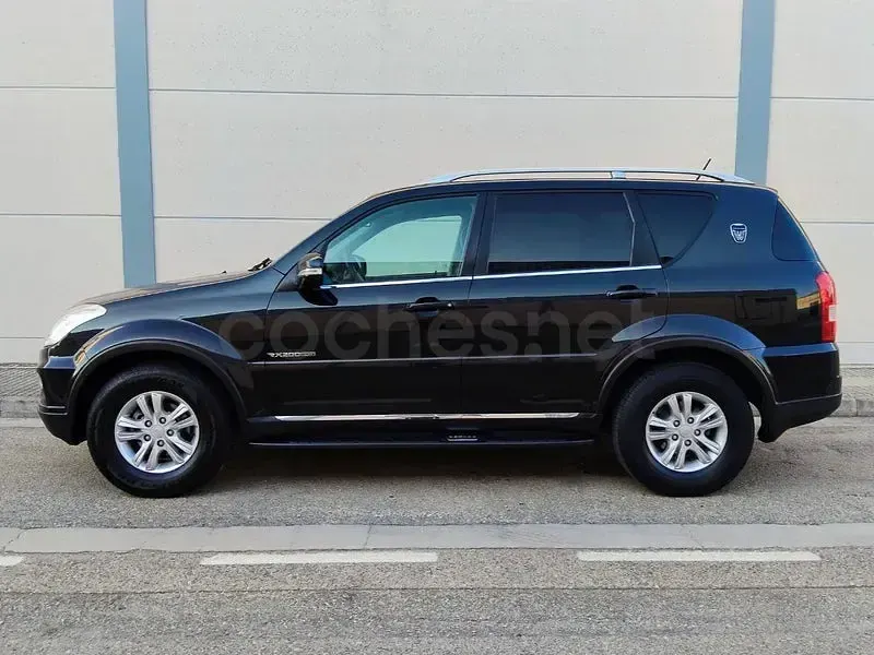 Usado SsangYong Rexton 155 CV (114 kW) 2014 Negro SUV