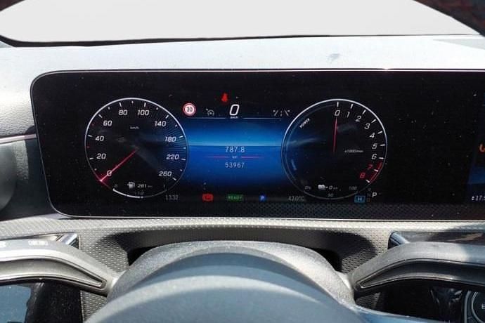 Usado Mercedes A250 218 CV (160 kW) 2023