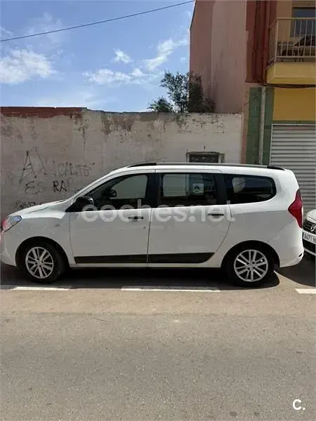 Usado Dacia Lodgy 115 CV (84 kW) 2019 Blanco Monovolumen