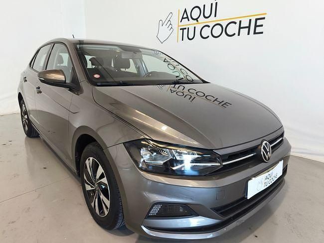 Usado VW Polo Advance 95 CV (69 kW) 2021 Gris Berlina
