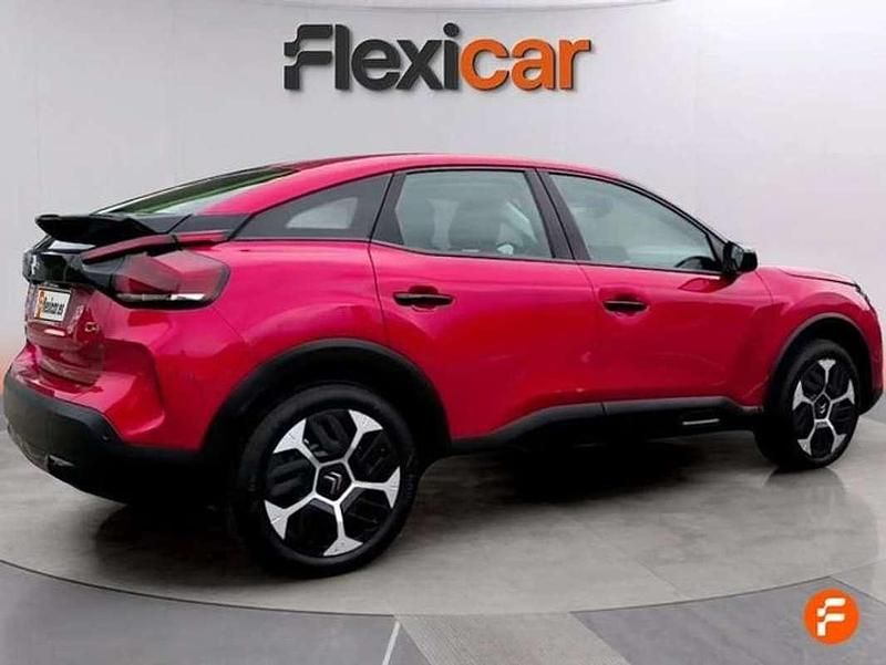 Usado Citroën C4 Feel 101 CV (74 kW) 2022 Rojo Utilitario