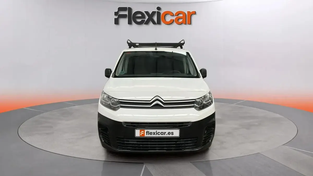Usado Citroën Berlingo Feel 103 CV (75 kW) 2020 Blanco Monovolumen