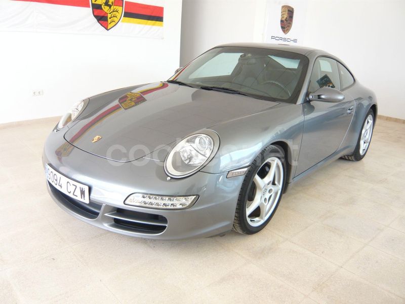 Gris / plata Usado 2004 Porsche 911 Carrera Coupe | 51.500 € - Imagen 1/4