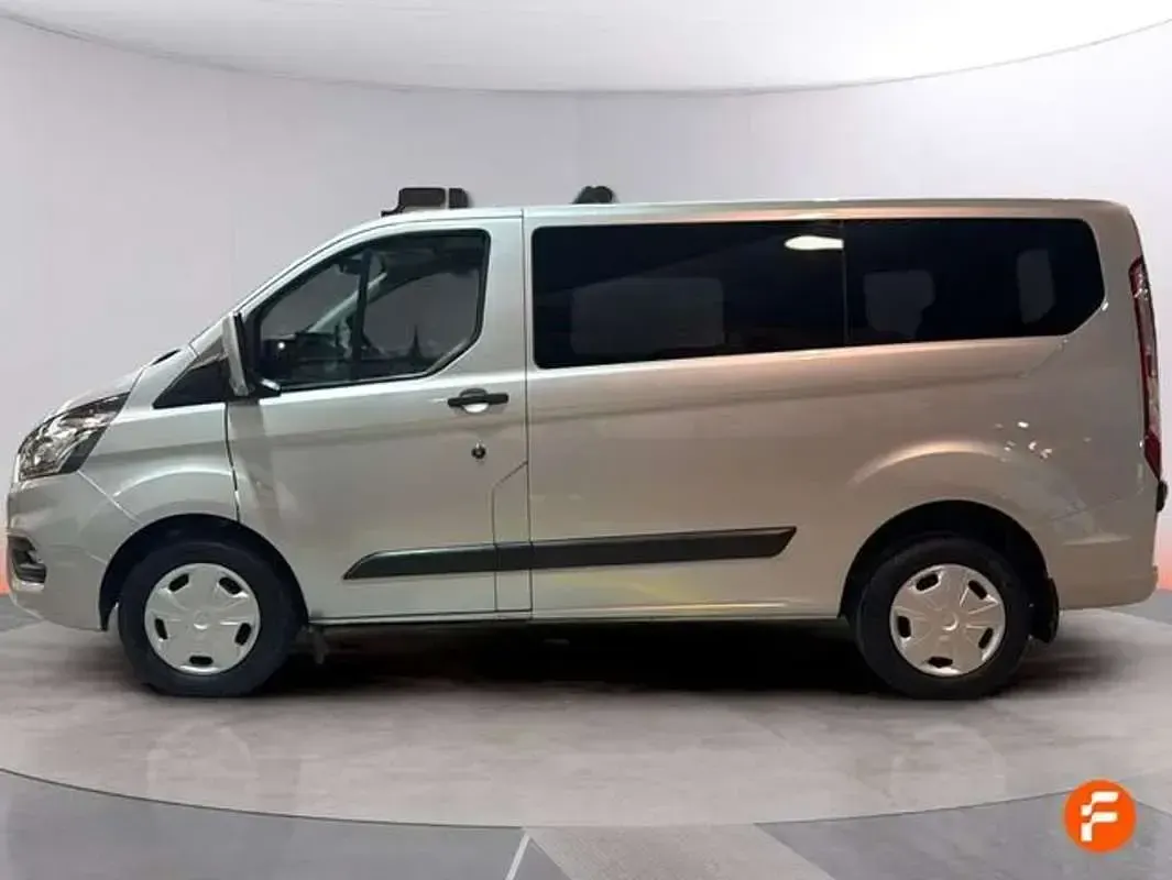 Usado Ford Transit Custom Trend 125 CV (91 kW) 2023 Gris Familiar
