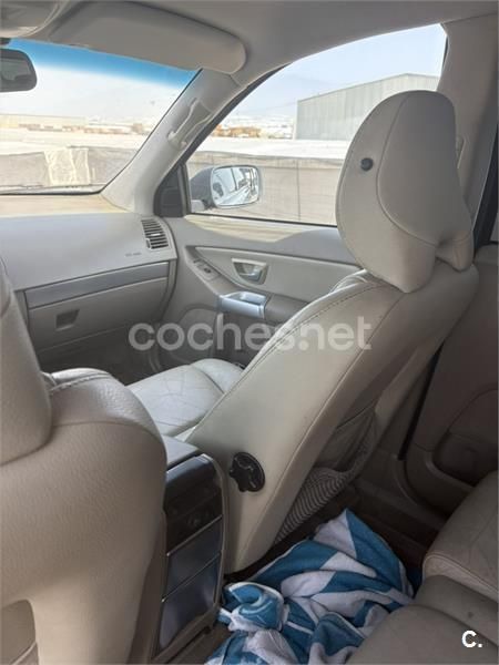 Gris / plata Usado 2005 Volvo XC90 Executive SUV | 6900 € (Caro) - Imagen 1/4