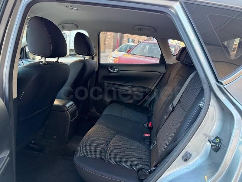 Usado Nissan Pulsar Acenta 115 CV (84 kW) 2018 Gris / plata Utilitario