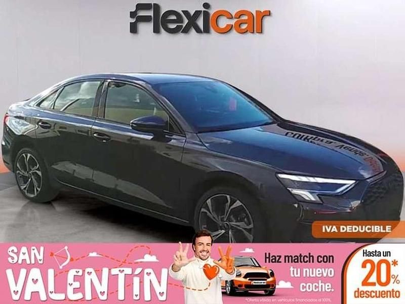 Usado Audi A3 110 CV (80 kW) 2023 Gris Berlina