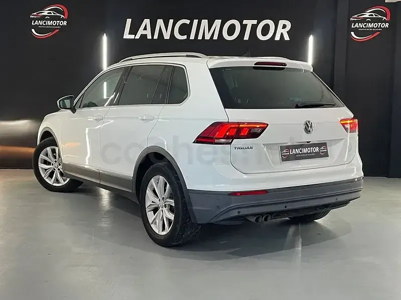 Usado VW Tiguan Sportline 150 CV (110 kW) 2018 Blanco SUV