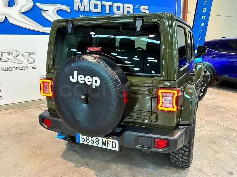 Usado Jeep Wrangler Rubicon 381 CV (280 kW) 2023 Verde SUV