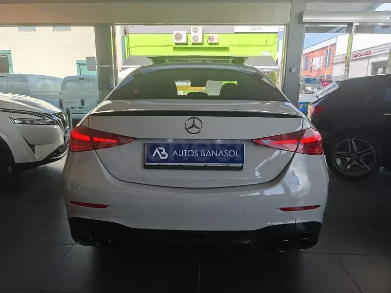 Usado Mercedes C43 AMG 408 CV (300 kW) 2023 Blanco Berlina