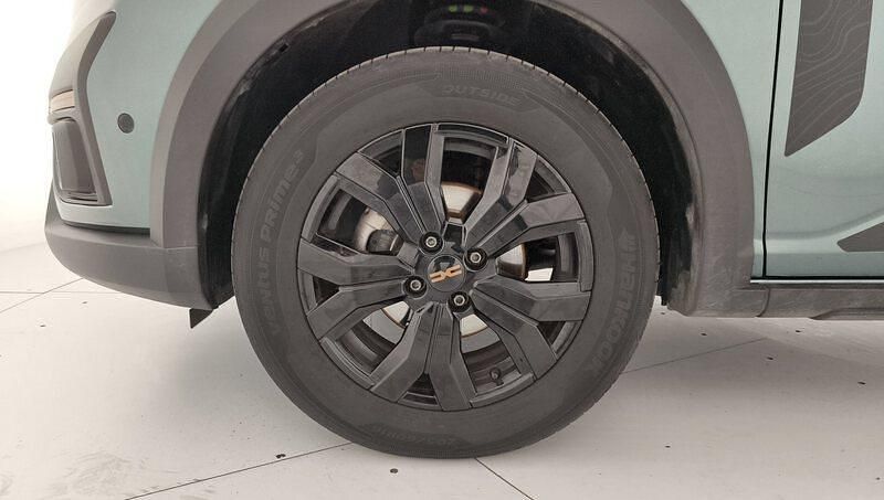 Usado Dacia Sandero Extreme 100 CV (73 kW) 2025 Verde Berlina