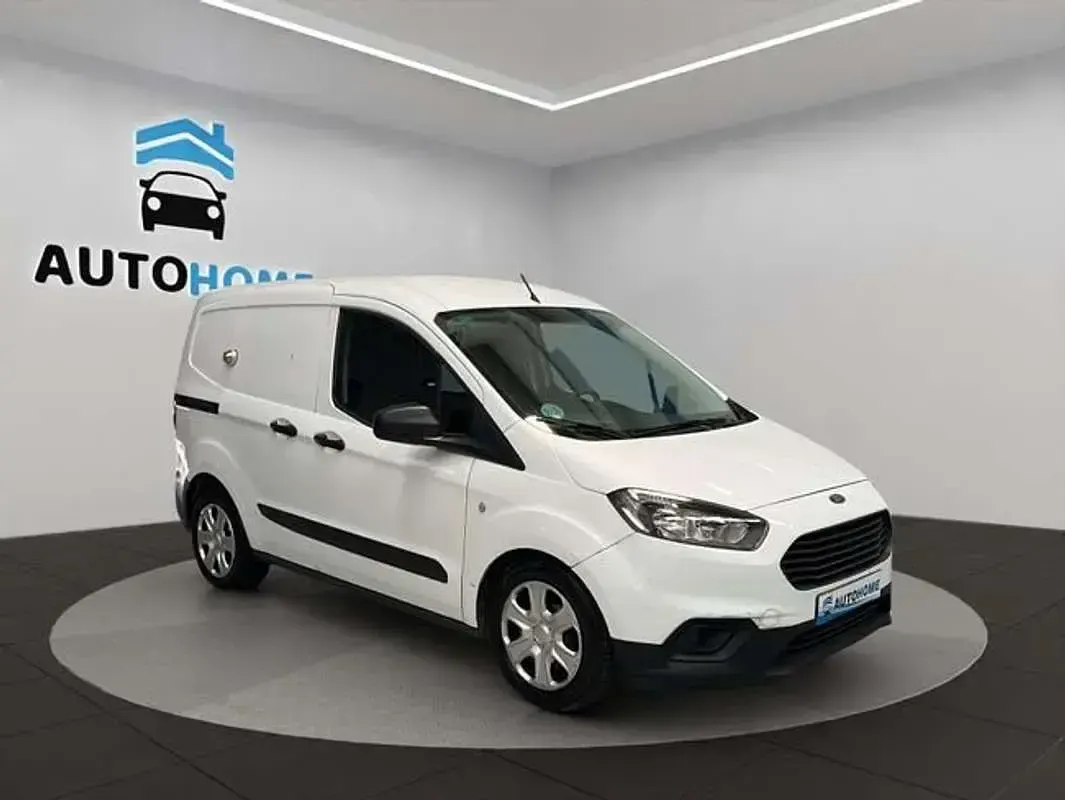 Usado Ford Transit Courier Trend 97 CV (71 kW) 2022 Blanco Van
